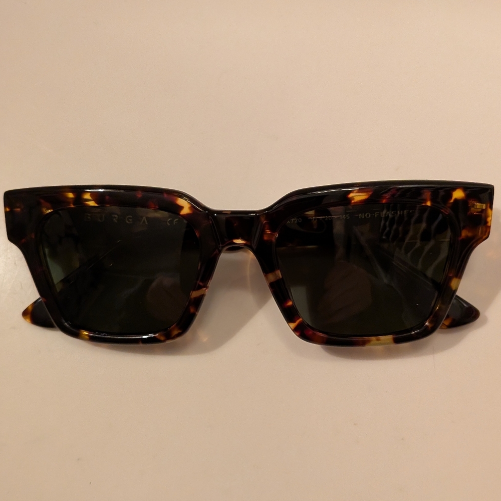 Tortoise Shell Square Preppy Chic Sunglasses
